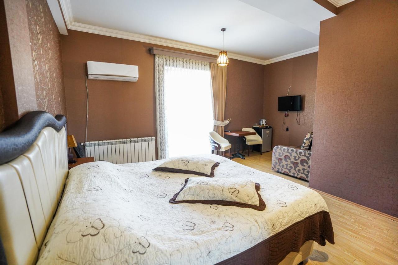 Natali Hotel Borjomi ภายนอก รูปภาพ