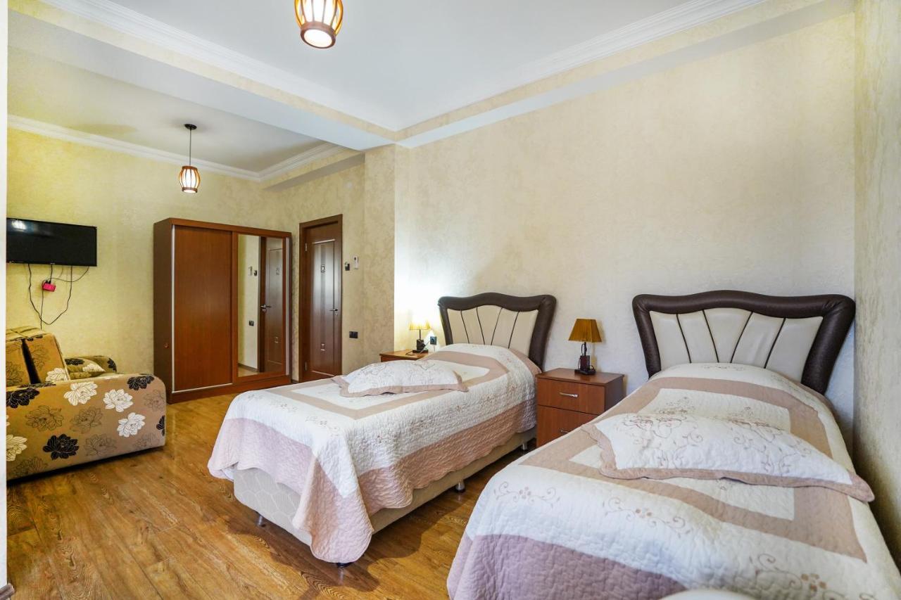 Natali Hotel Borjomi ภายนอก รูปภาพ