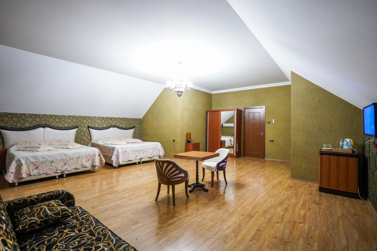 Natali Hotel Borjomi ภายนอก รูปภาพ