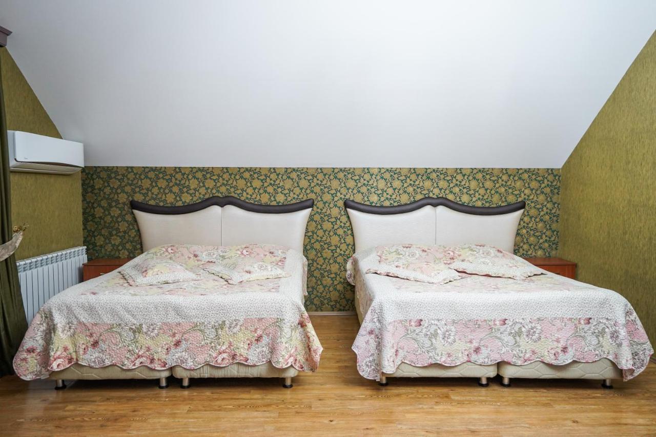 Natali Hotel Borjomi ภายนอก รูปภาพ