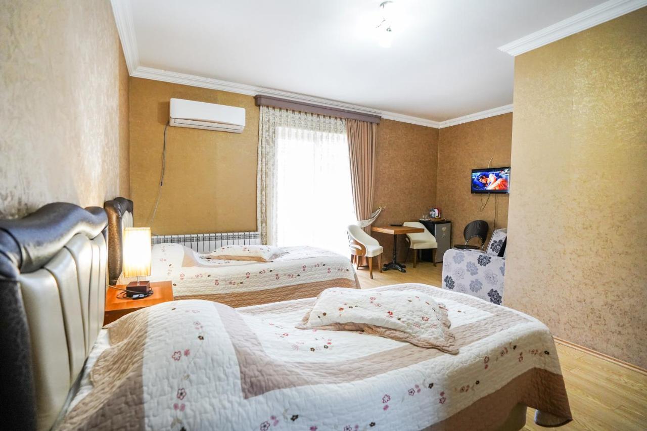 Natali Hotel Borjomi ภายนอก รูปภาพ