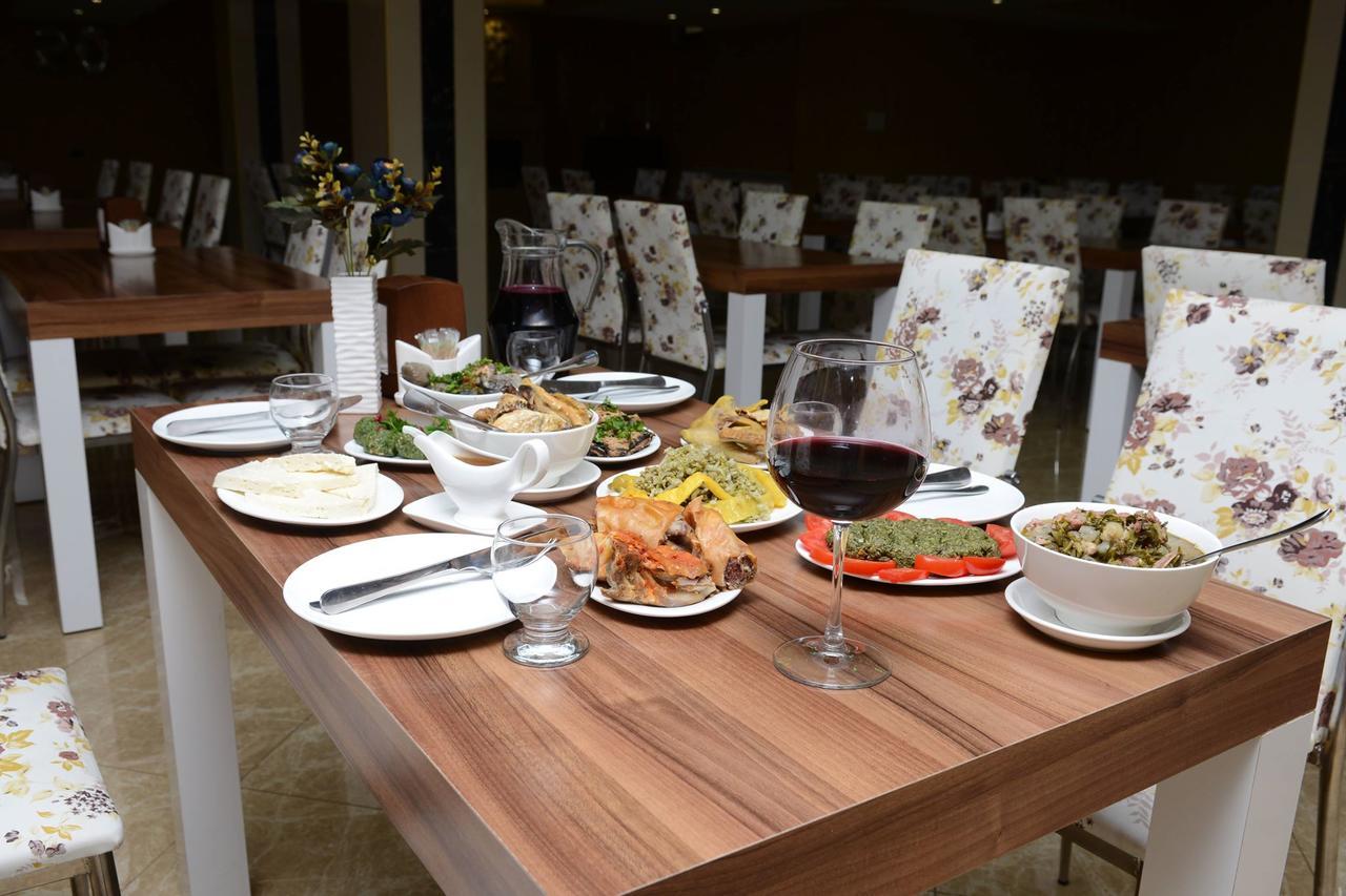 Natali Hotel Borjomi ภายนอก รูปภาพ
